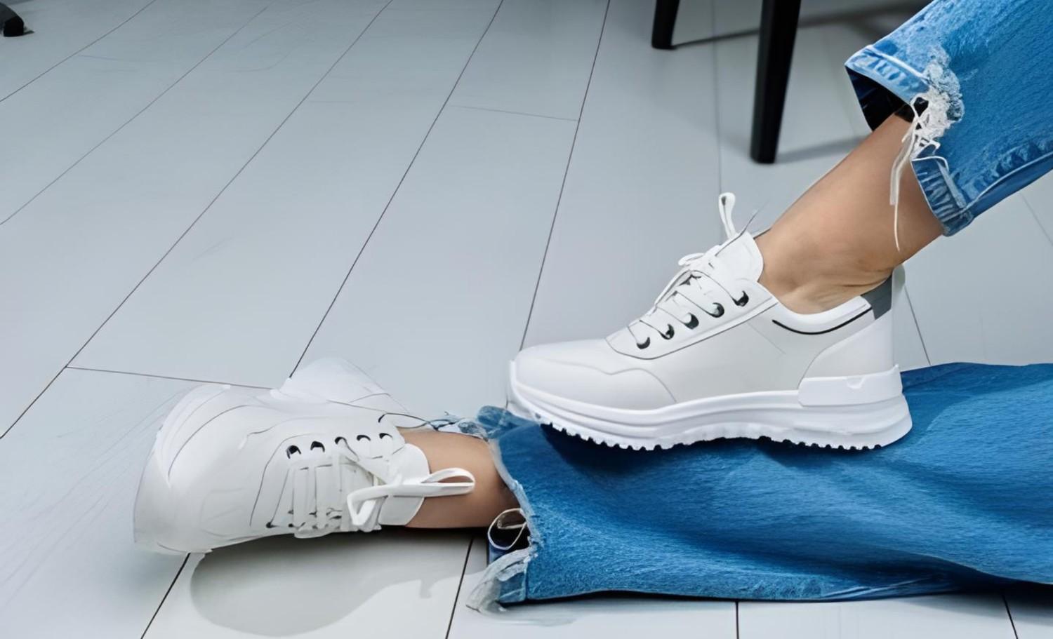 White Sneakers for Women: The Ultimate Shoe Guide