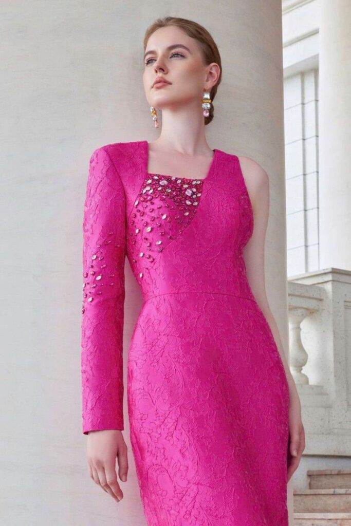 Fuchsia Dress: A Bold and Elegant Fashion Statement